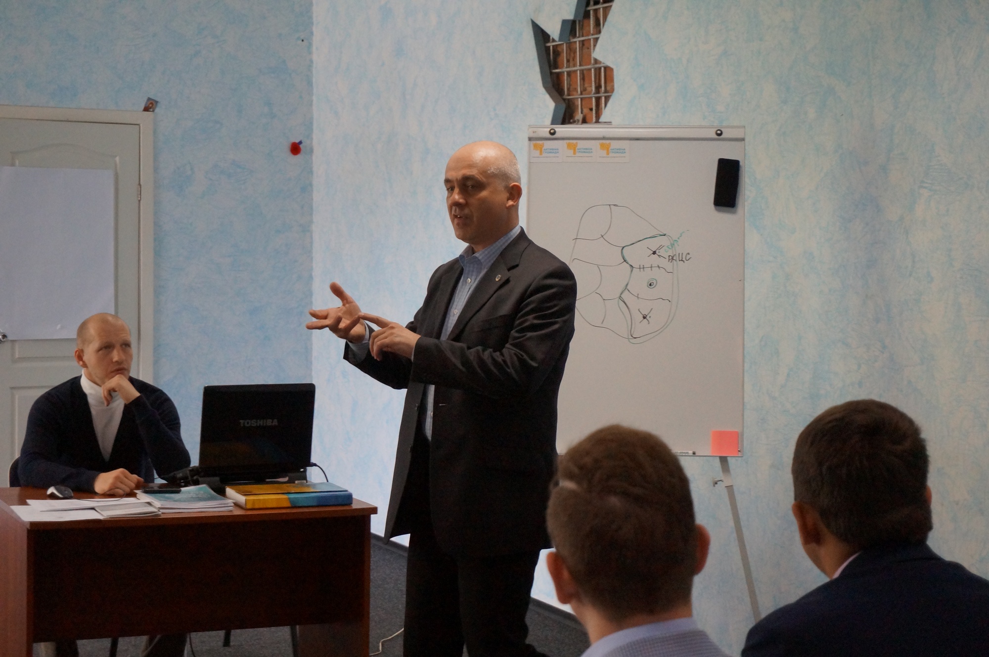 Пройшов форум “Децентралізація: складна реформа простими словами” у Запоріжжі