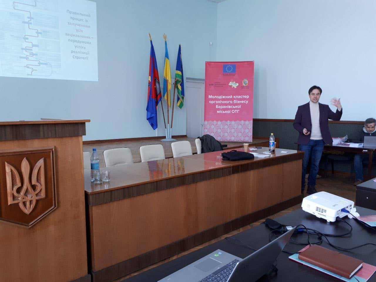 Поширюємо досвіду у сфері планування місцевого розвитку та активізації молоді в Хотинській ОТГ Чернівецької області